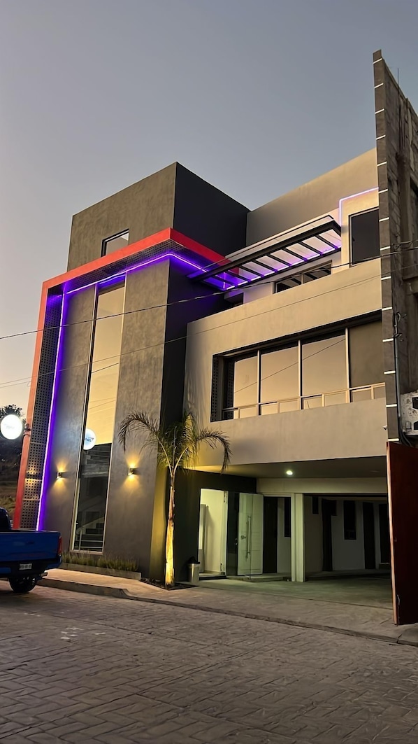 Façade de l’hébergement