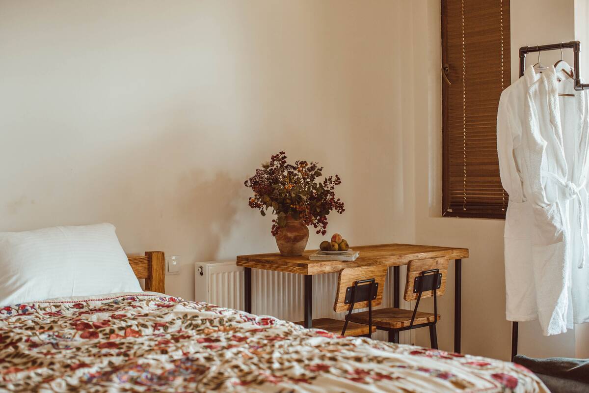 Deluxe Double or Twin Room, 1 King Bed, Bathtub, Valley View | 1 bedroom, free WiFi, bed sheets