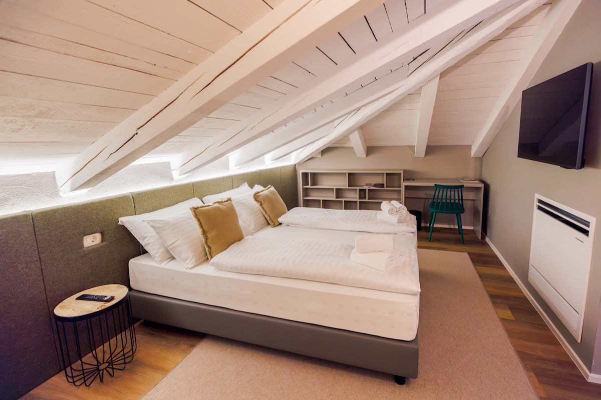 Habitación cuádruple familiar | Sistema de insonorización, wifi gratis, ropa de cama