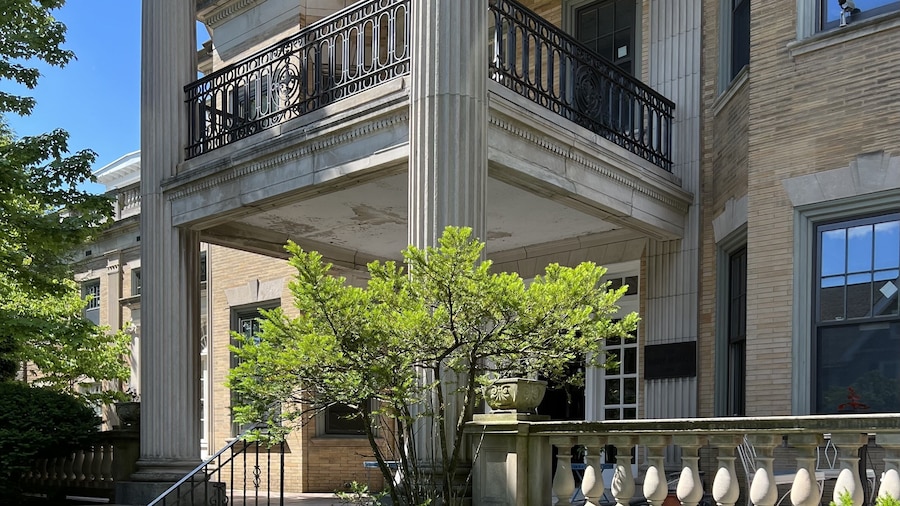 The Dery House