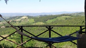 Property grounds - La Corte dei Banchetti  (Gualdo Cattaneo)