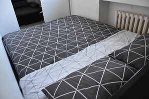 1 sovrum, strykjärn/strykbräda, wi-fi och sängkläder