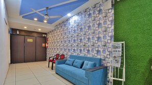 Unclassified image, 2 of 19, button - Hotel Nilkanth (Ahmedabad)