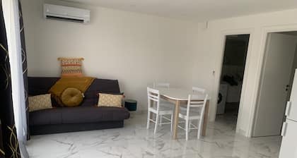 Loue appartement T2 lozari