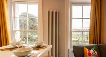 Old Town Trinity Apartment No 3 by Adliv