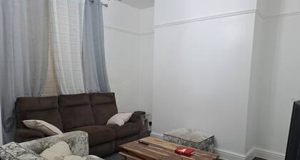 ALOJA LUXURY PLACE. is located in a serene environment in Manchester U.K,