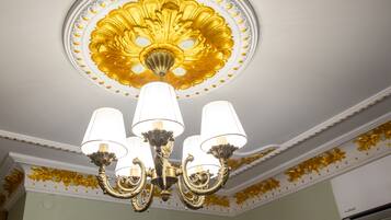 Premium bedding, soundproofing, iron/ironing board, free WiFi