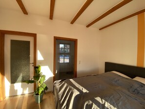 1 bedroom, WiFi, bed sheets - Ferienhaus Banana Lodge (Bruchhausen-Vilsen)