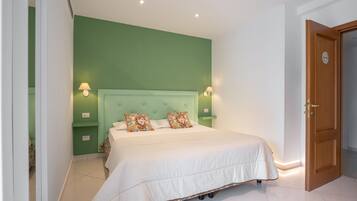 Camera Economy | Biancheria da letto ipoallergenica, copriletto in piuma