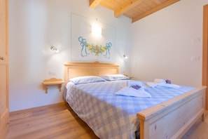 2 chambres, Wi-Fi gratuit, draps fournis