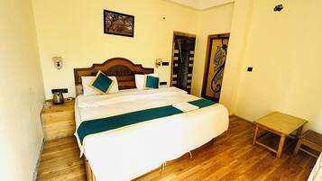 Deluxe Double Room | Premium bedding, individually decorated, individually furnished