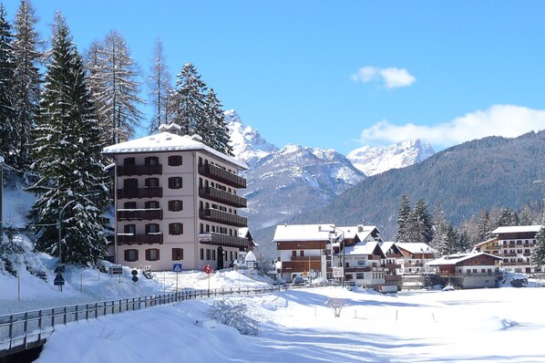 Exterior - Regina 5 (Alleghe)