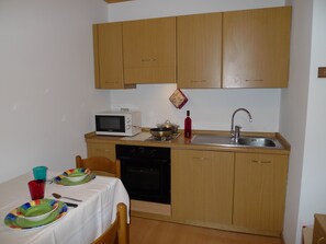 Fridge, microwave, coffee/tea maker, electric kettle - Appartamento San Marco 1 (Alleghe)