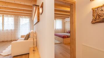 2 bedrooms, free WiFi, bed sheets