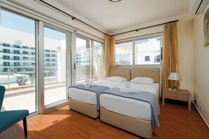 3 dormitoris, planxa i posts de planxar, wifi gratuïta i roba de llit 