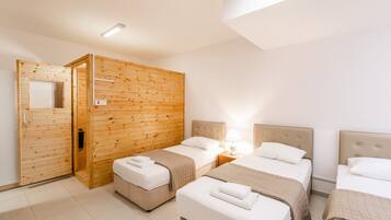 5 slaapkamers, een strijkplank/strijkijzer, internet, beddengoed