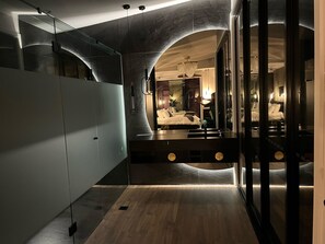 1 多间卧室、熨斗/熨衣板、免费 WiFi、床单