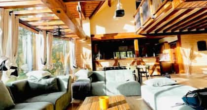 Chalet Acacia au calme 1h30 de Paris