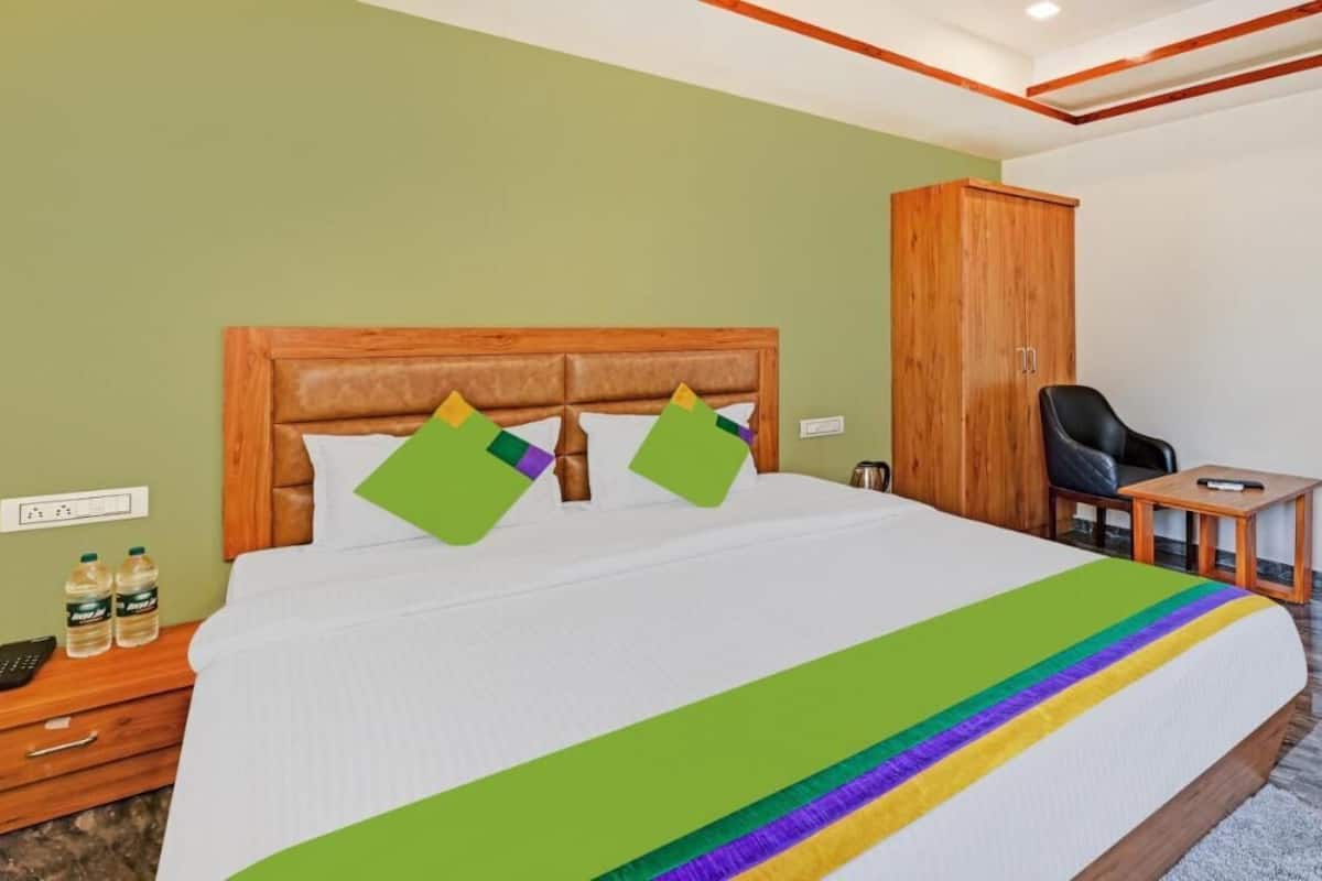 1 bedroom, free WiFi, bed sheets