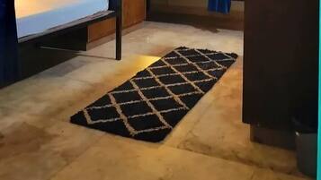 10 - Bed Non AC Shared Dormitory, Mixed Dorm | Roupa de cama