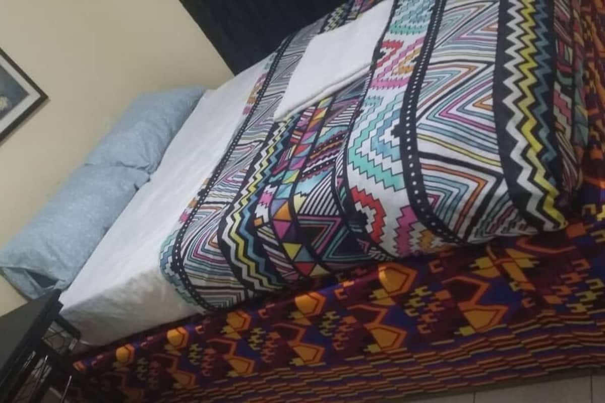 Standard Single Room | Hypo-allergenic bedding, individually decorated, individually furnished