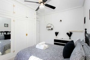 2 Schlafzimmer, Bügeleisen/Bügelbrett, WLAN, Bettwäsche