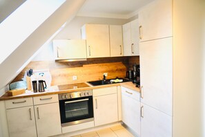 Fridge, oven, stovetop, dishwasher - Apartments Meerzeit B, Modern und Strandnah (Timmendorfer Strand)