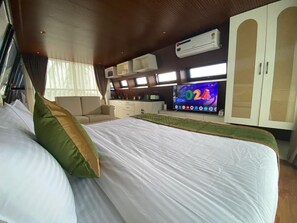 2 chambres, bureau, Wi-Fi, draps fournis
