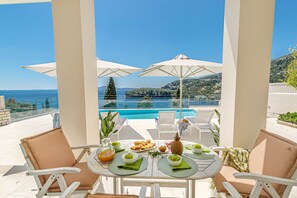 Outdoor dining - Kalami Beach - Villa Anastasia (Kalami)