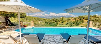 Agios Stefanos Bay - Villa Dimitris