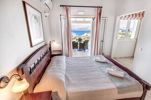 3 soveværelser, pengeskab på værelset, strygejern/strygebræt