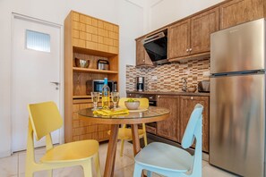 Fridge, microwave, oven, dishwasher - Villa Sun Sole (Karniaris)
