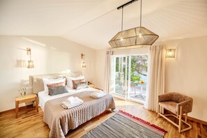 3 bedrooms, in-room safe, iron/ironing board, travel cot - Ocean View Luxury Villa Ethra (Kontogialos)