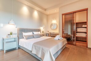 5 室のベッドルーム、セーフティボックス (室内)、アイロン / アイロン台、旅行用ベビーベッド