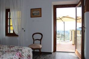 2 soverom, strykejern/-brett, wi-fi (inkludert) og sengetøy