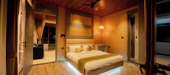 Amara Kosha Misty Hills - Skanda - Swimming Pool, Private Jacuzzi & Movie Room