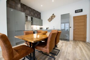 Dining - Your Apartment | Bristol Rowan Tree - No.4 (Bristol)
