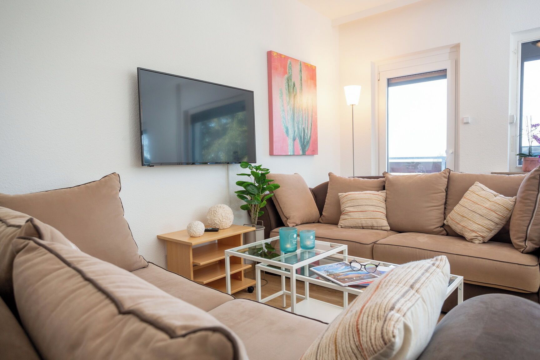 Fernseher, Stereoanlage