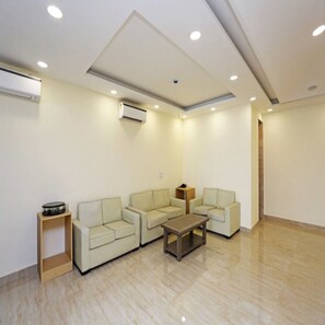 Business center - Hotel D'Capitol- Delhi Airport (New Delhi)