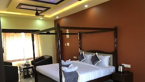 Deluxe Room | WiFi (free) - Aashrayam Hotels And Resorts (Honavar)
