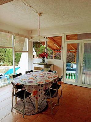 Dining - Casa Mediterránea (Les Tres Cales)