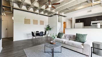 TV, offices