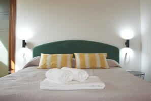 1 bedroom, iron/ironing board, WiFi, bed sheets - Villa Martina - Green Oasis (Quarto)