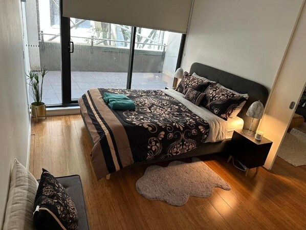 1 chambre, bureau, fer et planche à repasser, Wi-Fi gratuit