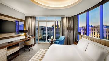 Premium Room, 1 King Bed | Minibar, in-room safe, desk, laptop workspace