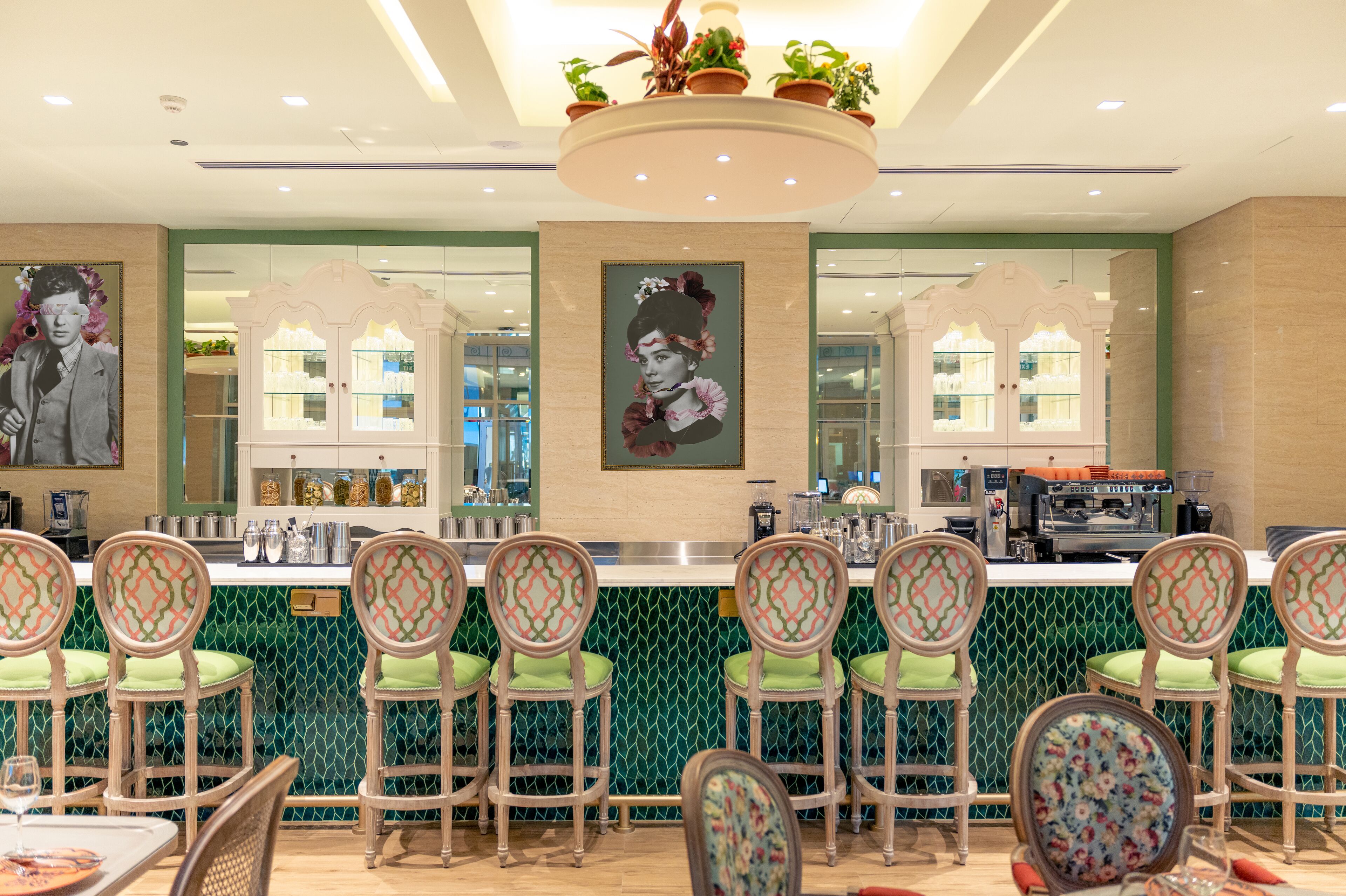 Buffet déjeuner (100 QAR par personne)