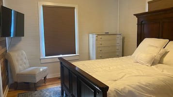 Signature cottage, 2 slaapkamers, niet-roken, patio | 2 slaapkamers, individueel gedecoreerd, individueel gemeubileerd