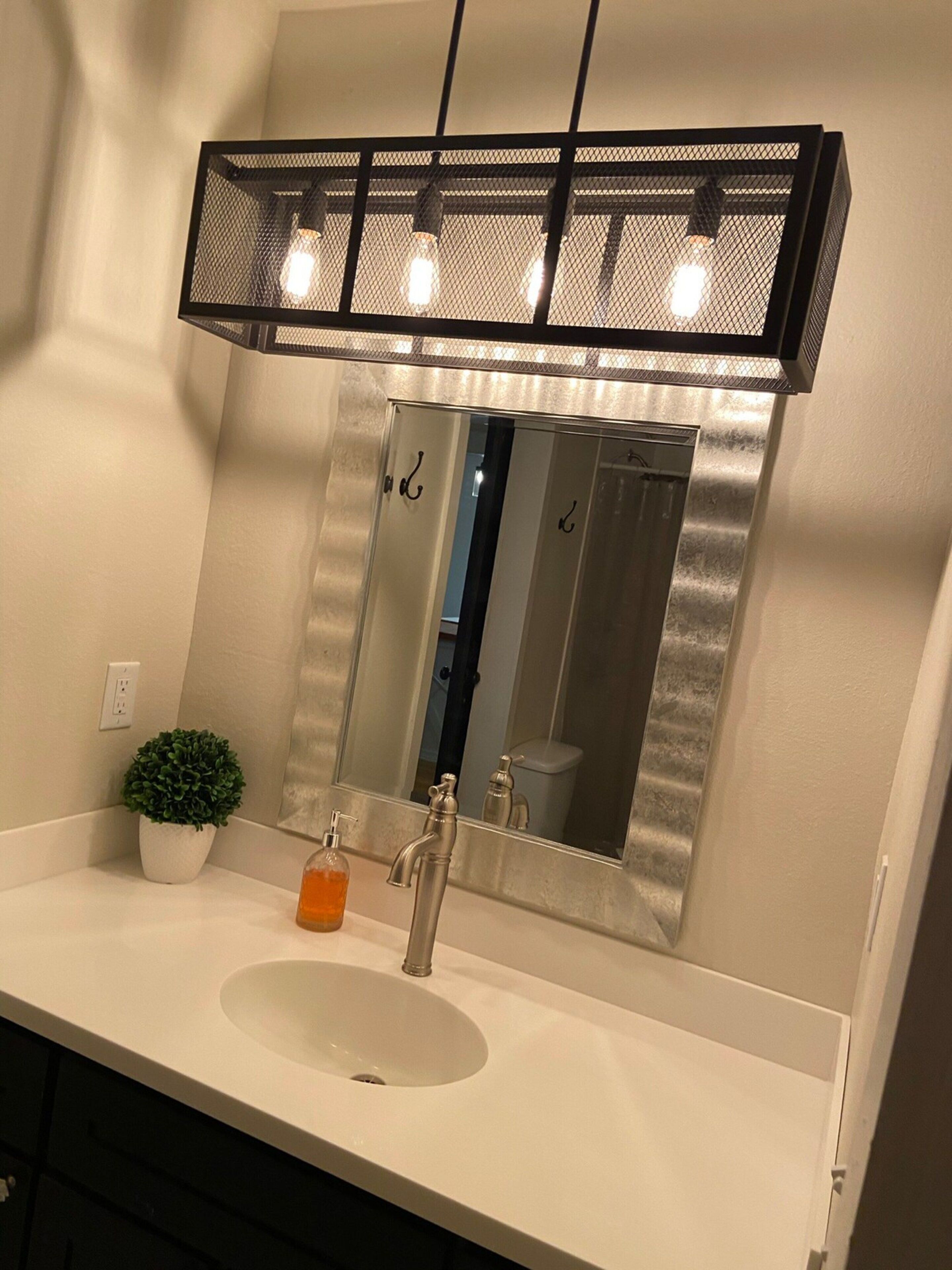 Signature Cottage, 2 Bedrooms, Non Smoking, Patio | Bathroom