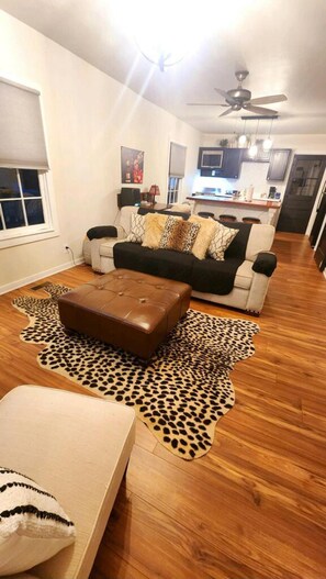 Cottage Signature, 2 chambres, non-fumeur, patio | Salle de séjour