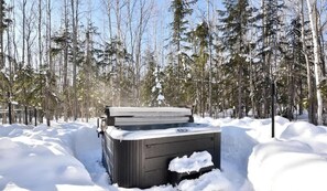 Bain à remous extérieur